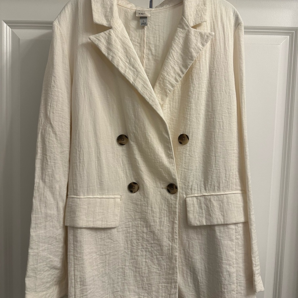Women's Cream Linen Blazer